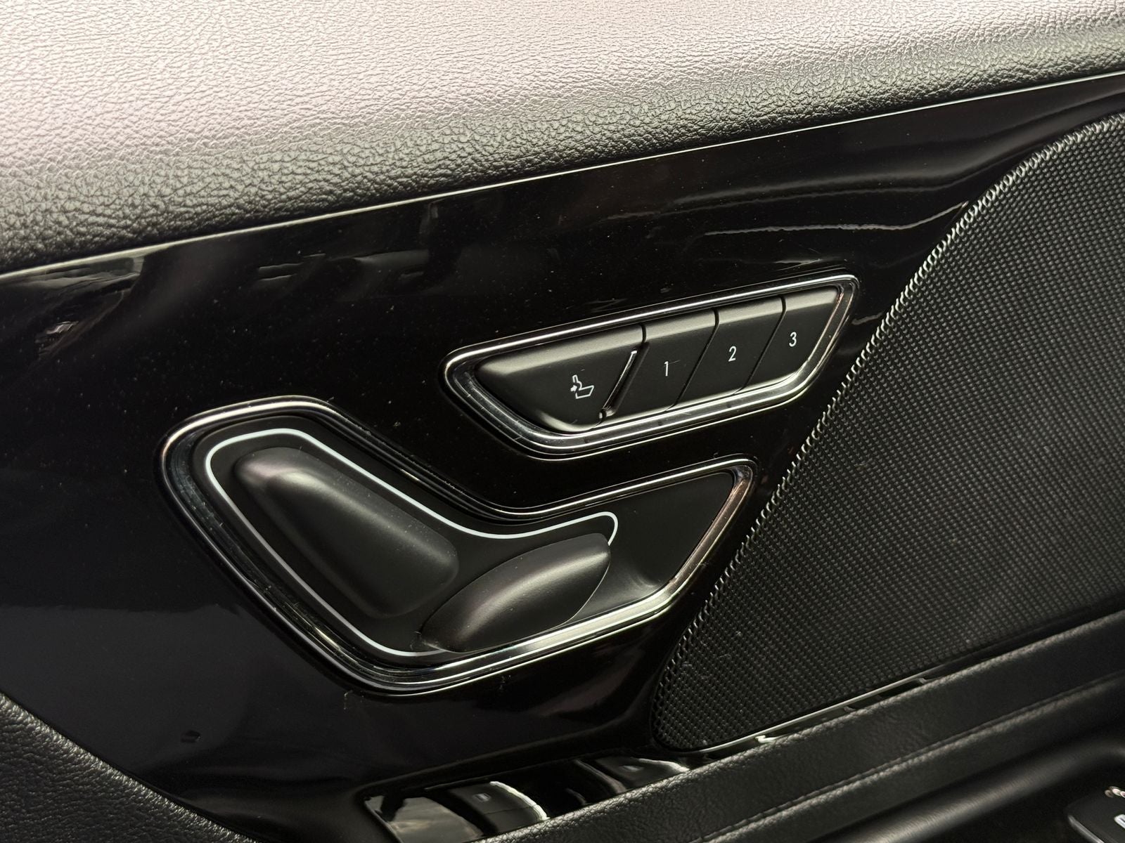 2023 Lincoln Aviator Standard