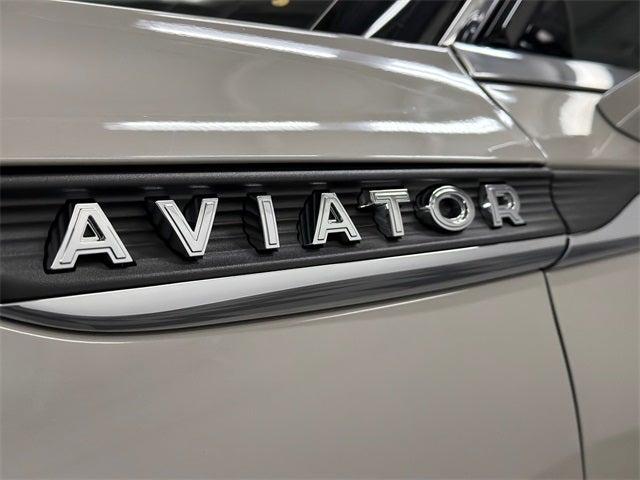 2023 Lincoln Aviator Standard