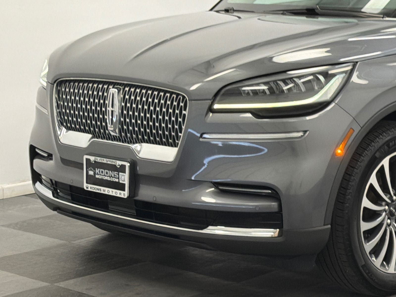 2022 Lincoln Aviator Standard