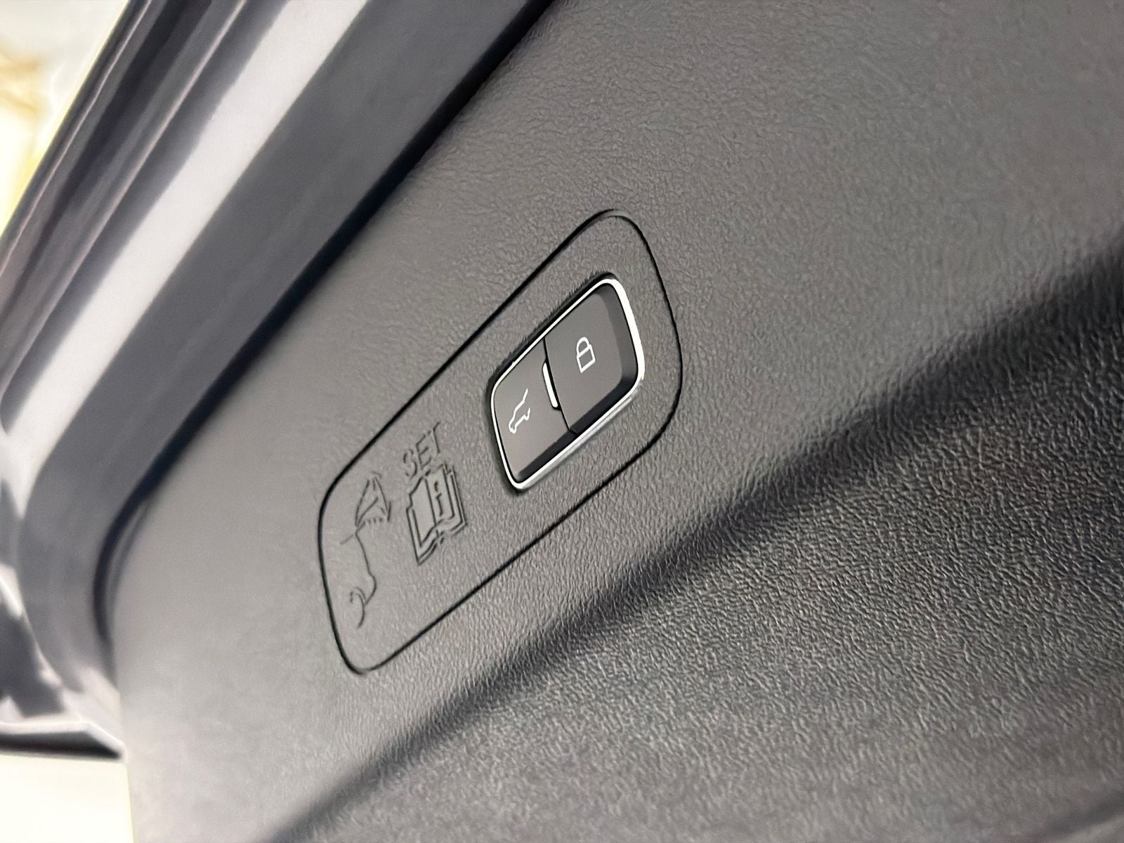 2022 Lincoln Aviator Standard