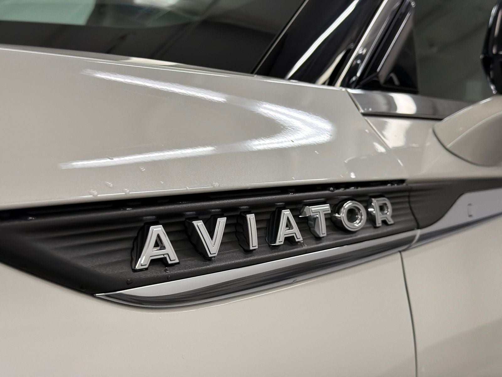 2022 Lincoln Aviator Standard