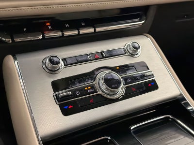 2022 Lincoln Aviator Standard