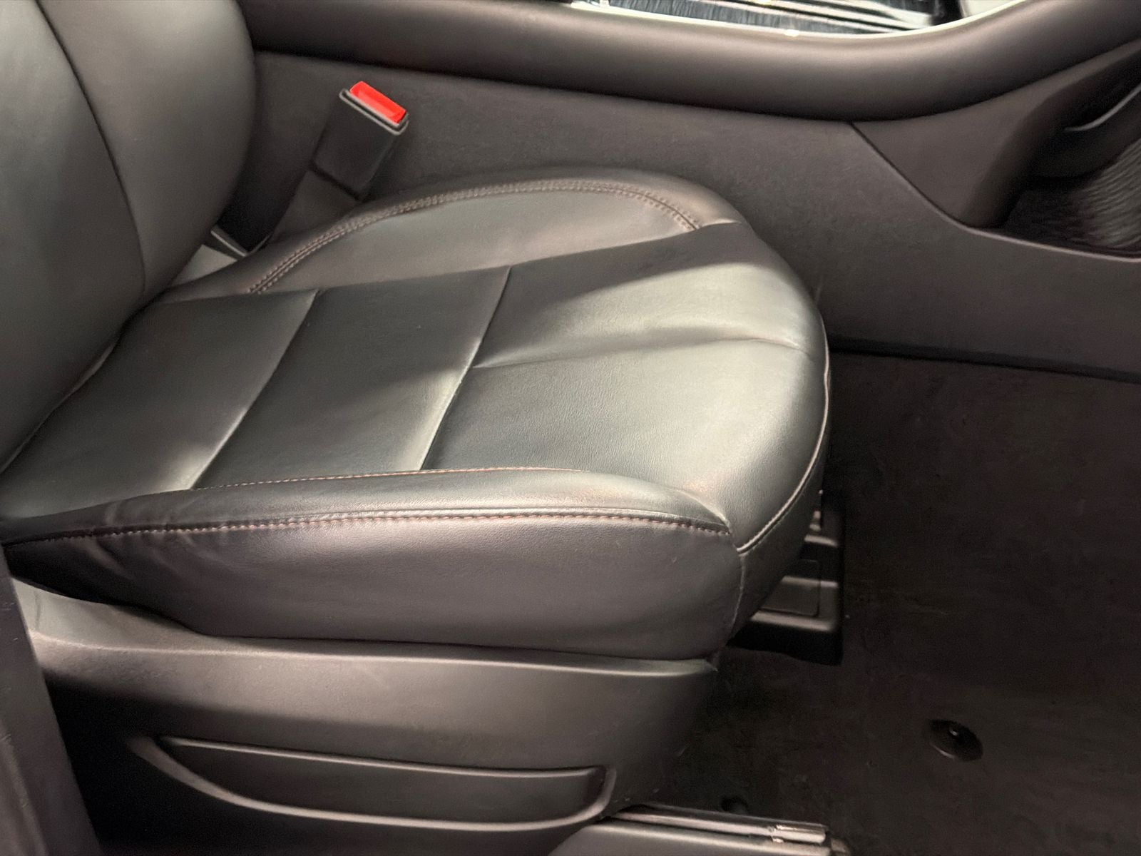 2023 Lincoln Aviator Standard