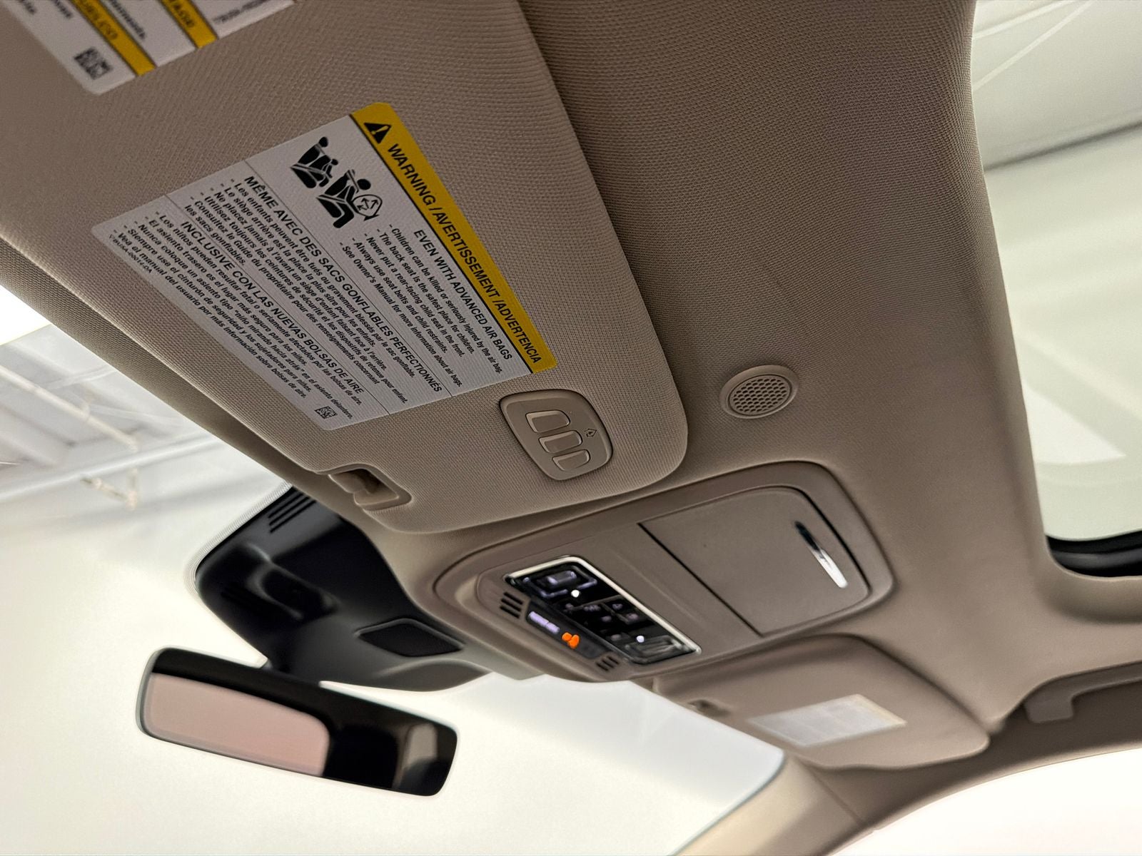 2023 Lincoln Aviator Standard