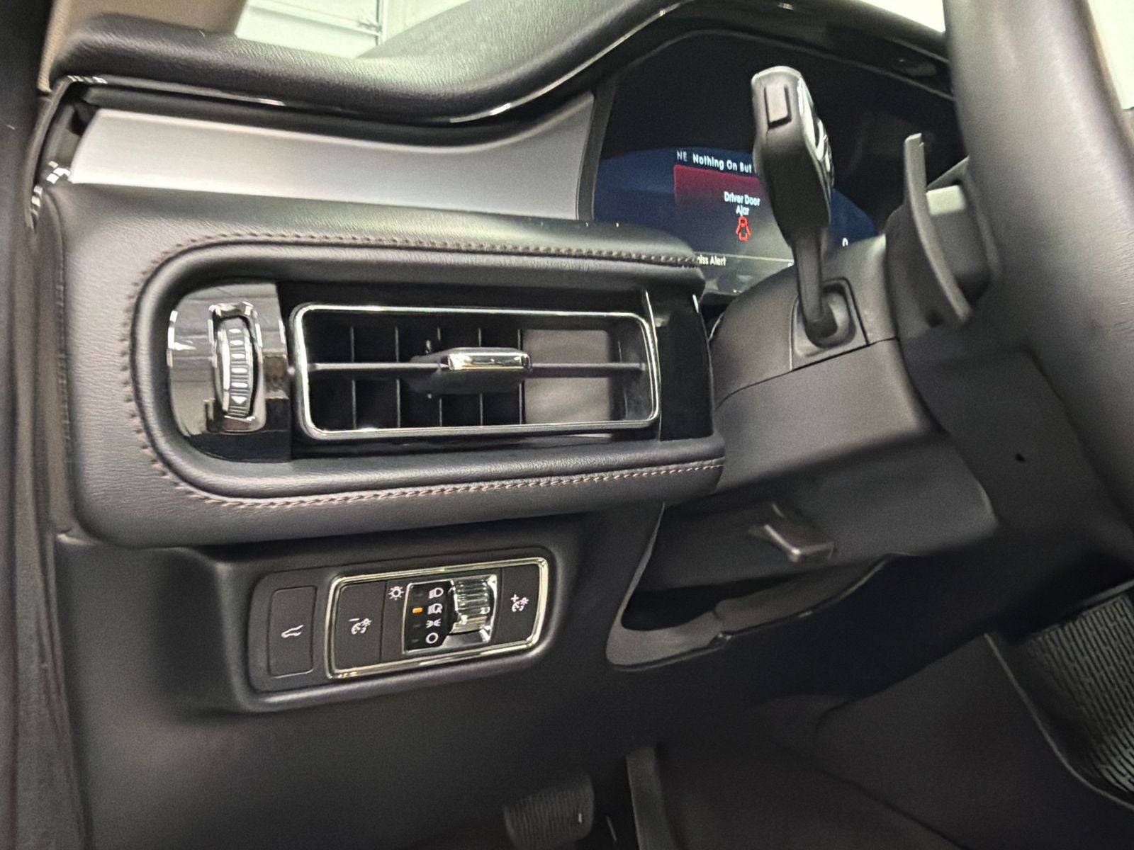 2023 Lincoln Aviator Standard