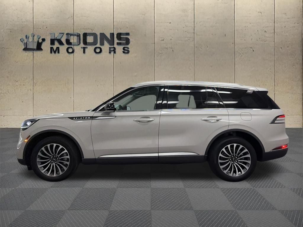 2023 Lincoln Aviator Standard