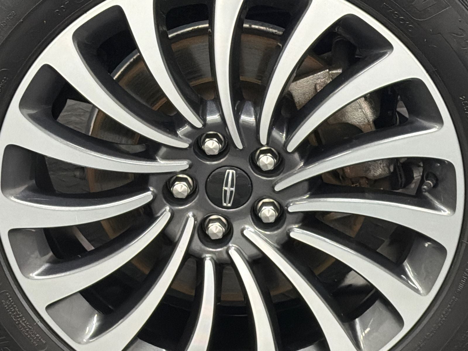 2023 Lincoln Aviator Standard