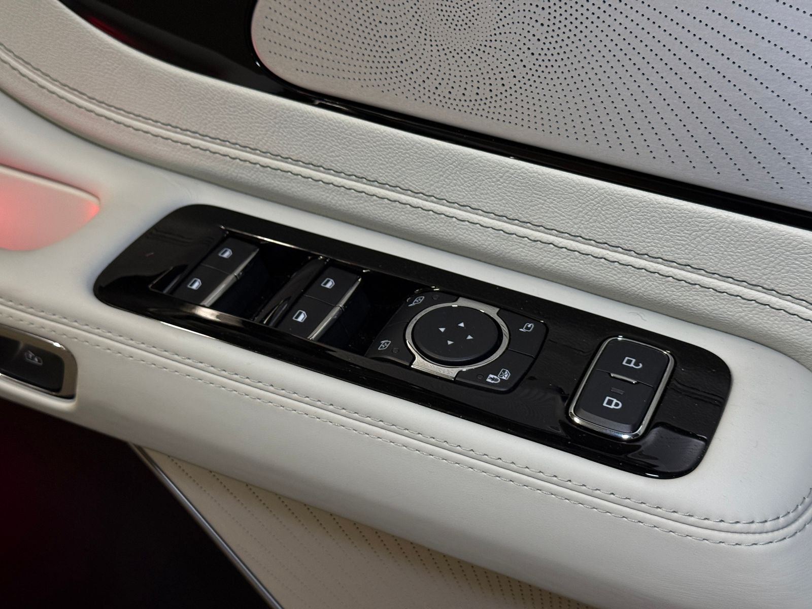 2026 Lincoln Aviator Black Label - Photo 36