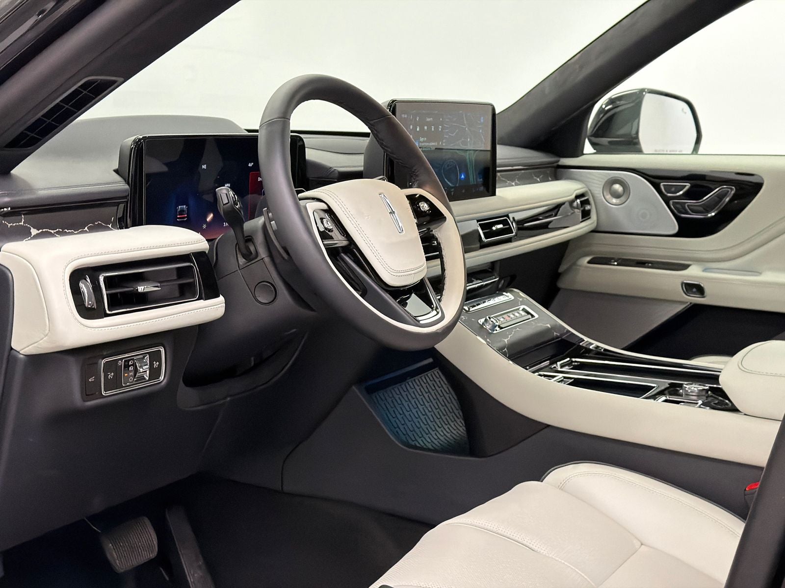 2026 Lincoln Aviator Black Label