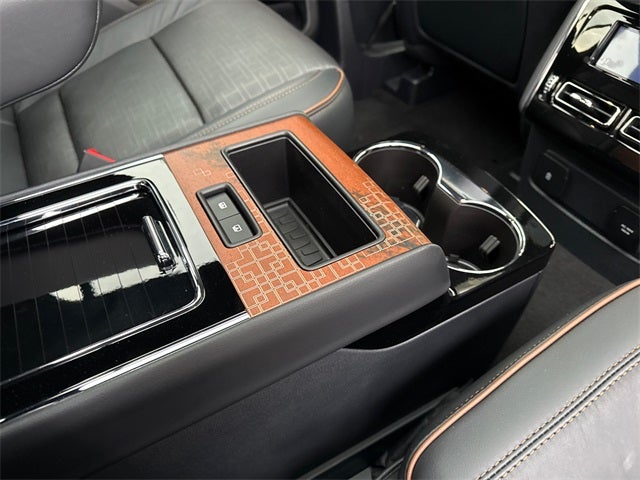 2025 Lincoln Aviator Black Label