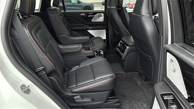 2025 Lincoln Aviator Black Label