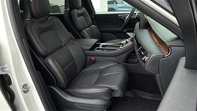 2025 Lincoln Aviator Black Label