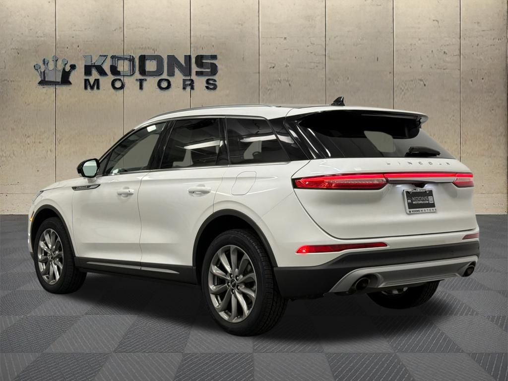 2022 Lincoln Corsair Standard