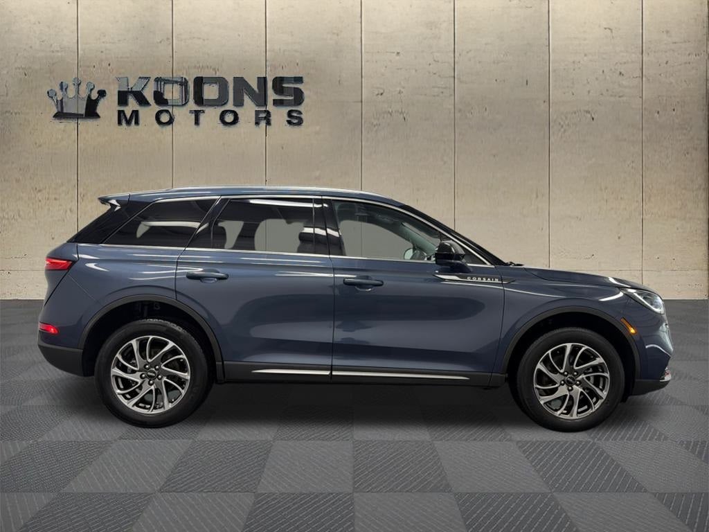 2022 Lincoln Corsair Standard