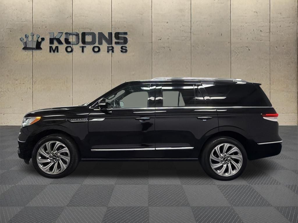 2023 Lincoln Navigator Reserve
