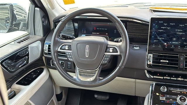 2023 Lincoln Navigator Black Label