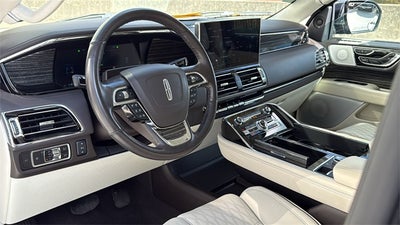 2023 Lincoln Navigator Black Label