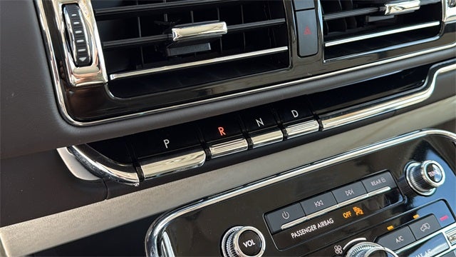 2023 Lincoln Navigator Black Label