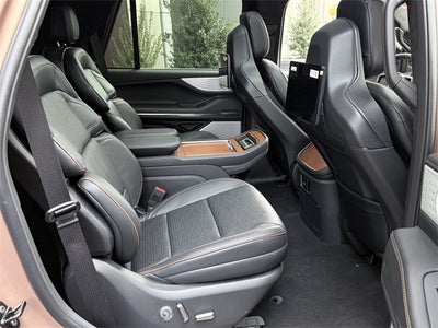 2025 Lincoln Navigator Black Label