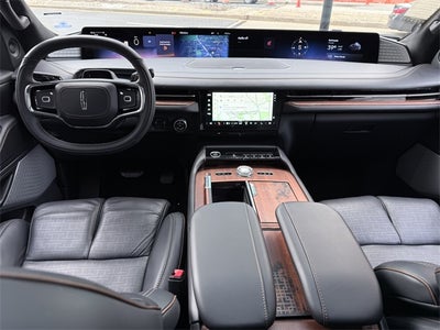 2025 Lincoln Navigator Black Label