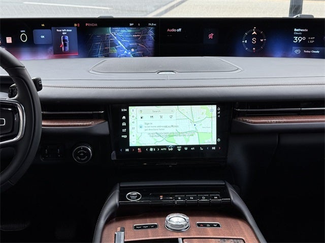 2025 Lincoln Navigator Black Label