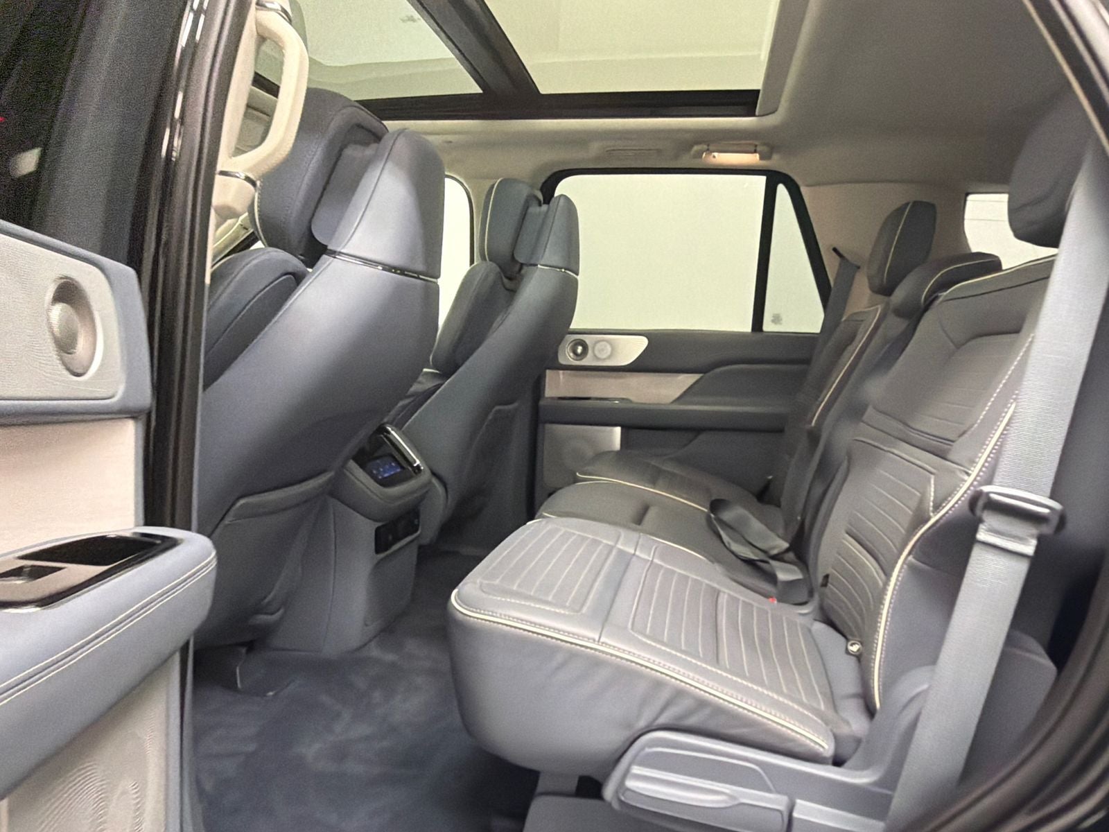 2023 Lincoln Navigator Black Label