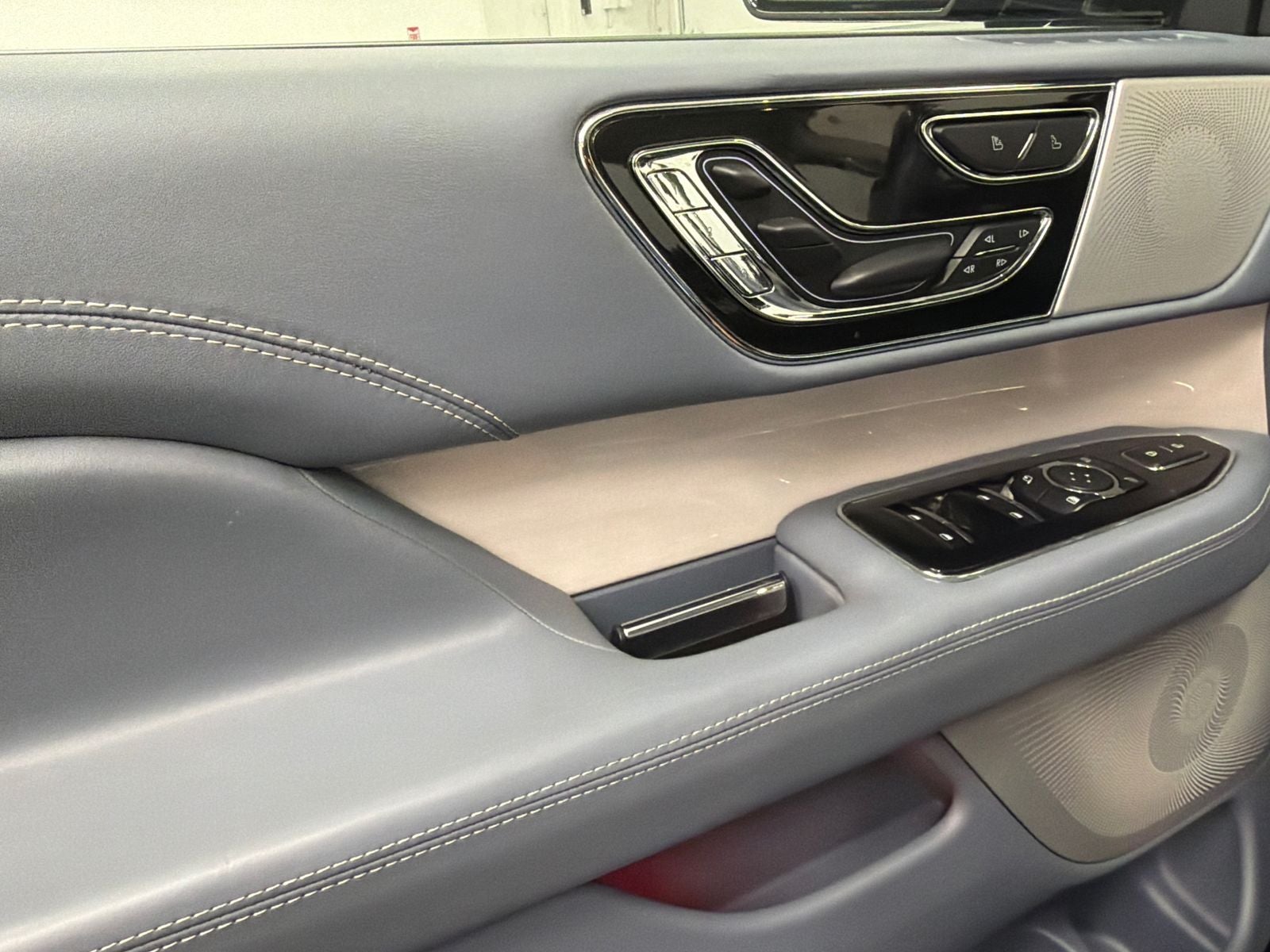 2023 Lincoln Navigator Black Label