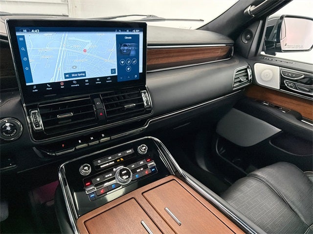 2023 Lincoln Navigator Black Label