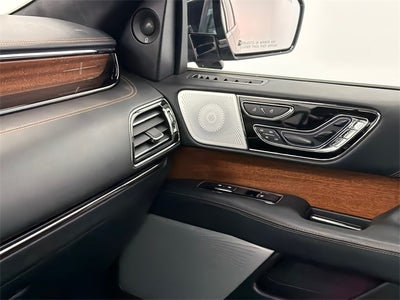 2023 Lincoln Navigator Black Label