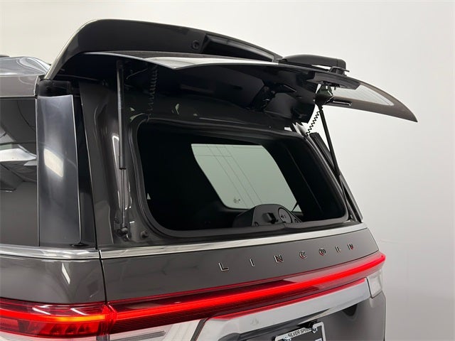 2023 Lincoln Navigator Black Label