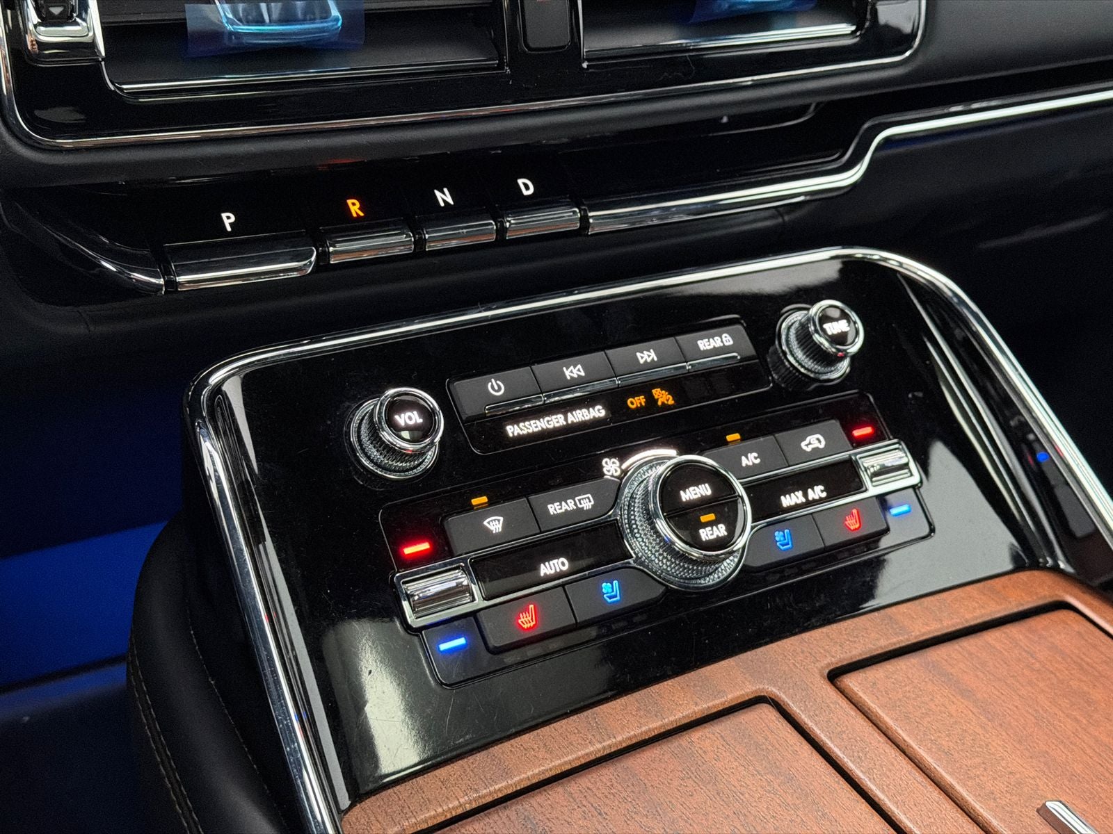 2023 Lincoln Navigator Black Label