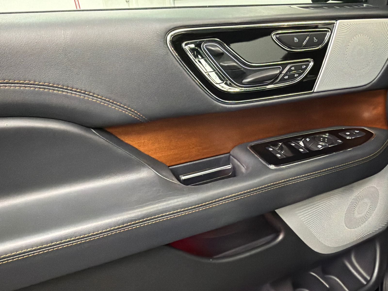 2023 Lincoln Navigator Black Label