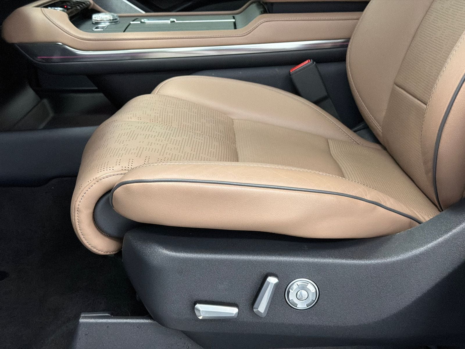 2025 Lincoln Navigator Black Label