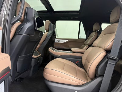 2025 Lincoln Navigator Black Label