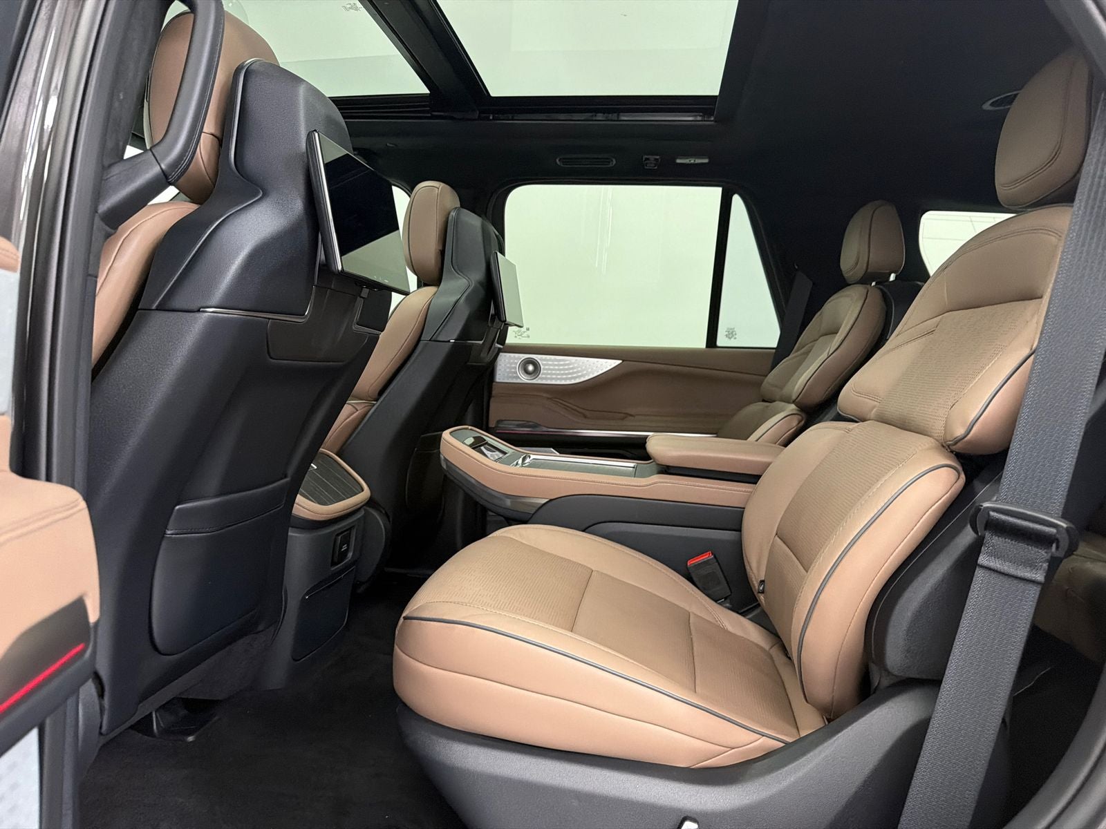 2025 Lincoln Navigator Black Label