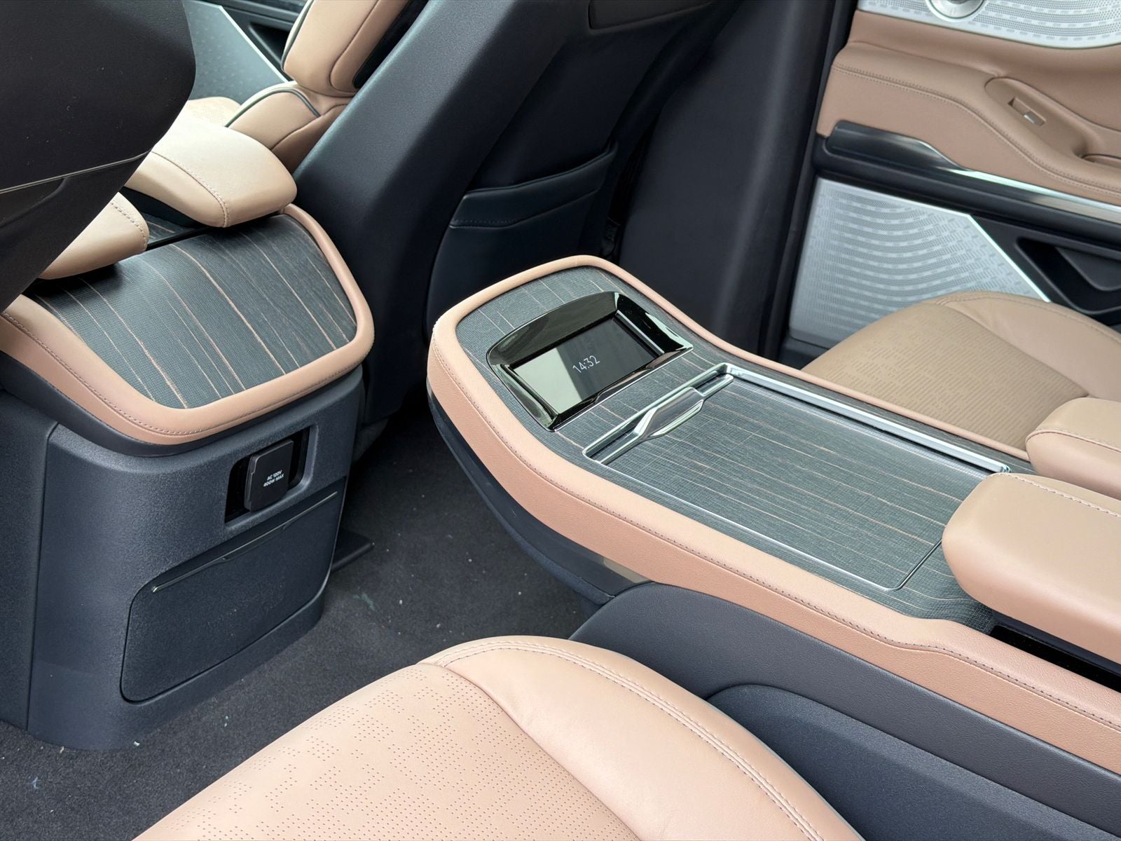 2026 Lincoln Navigator Black Label