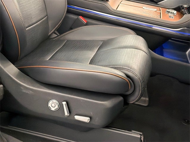 2025 Lincoln Navigator Black Label