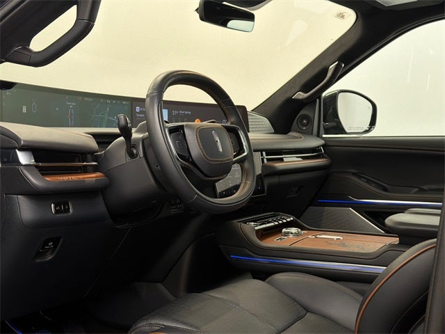 2025 Lincoln Navigator Black Label