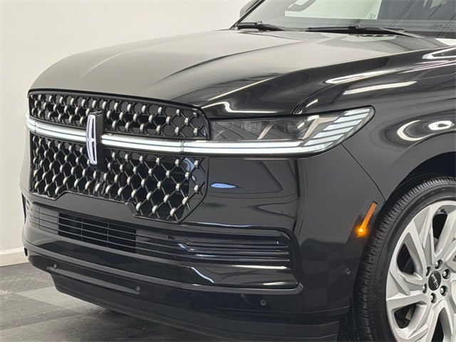 2025 Lincoln Navigator Black Label