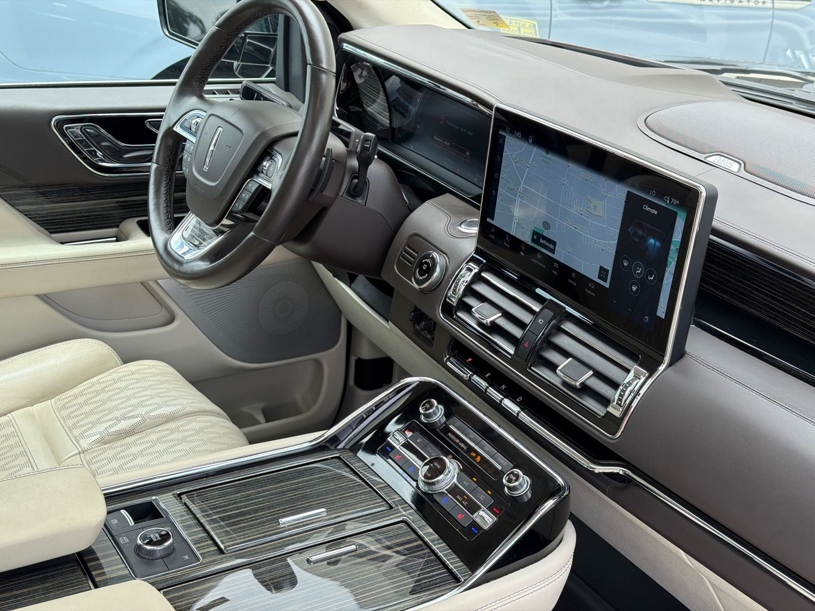 2022 Lincoln Navigator Black Label