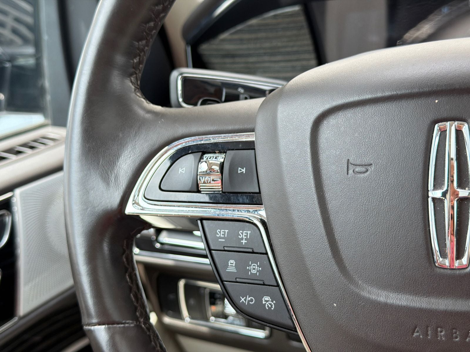 2022 Lincoln Navigator Black Label
