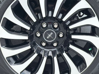 2022 Lincoln Navigator Black Label