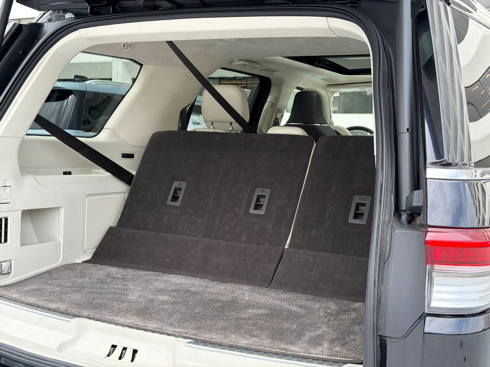 2022 Lincoln Navigator Black Label