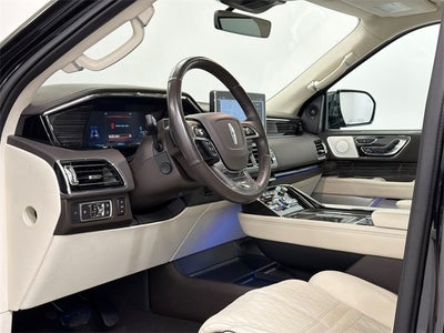 2022 Lincoln Navigator Black Label