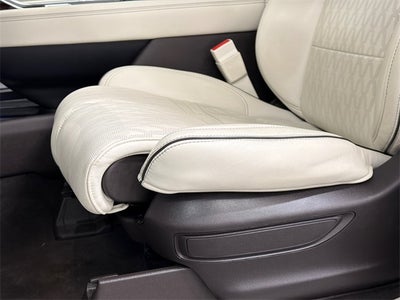 2022 Lincoln Navigator Black Label