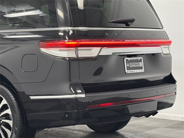 2022 Lincoln Navigator Black Label