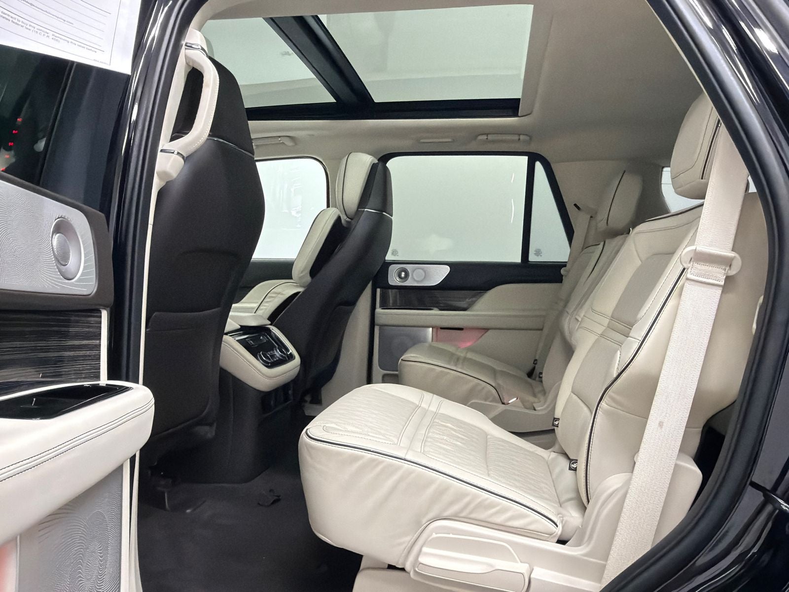 2021 Lincoln Navigator Black Label