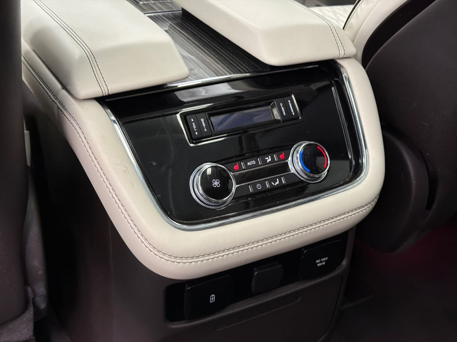 2021 Lincoln Navigator Black Label