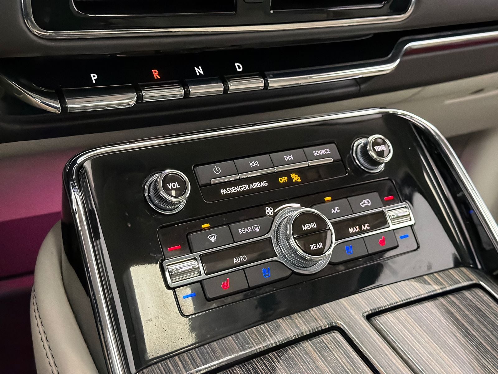 2021 Lincoln Navigator Black Label