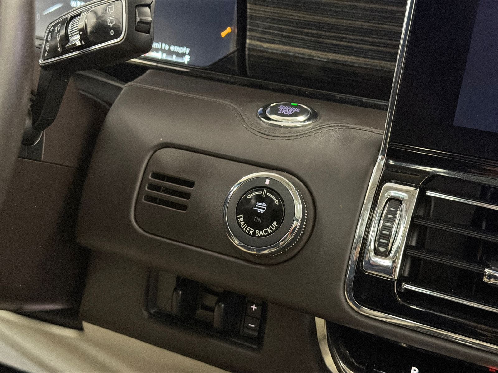 2021 Lincoln Navigator Black Label